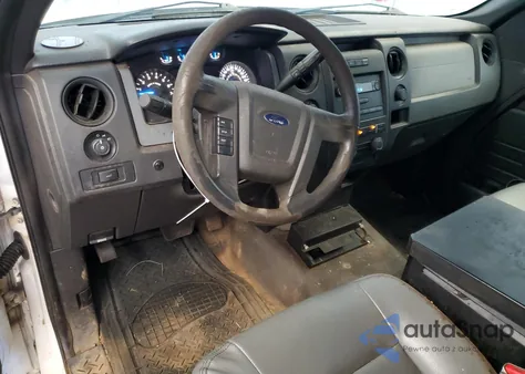 2013 Ford F150 z USA, uszkodzony, nr VIN 1FTMF1EM2DKE13047